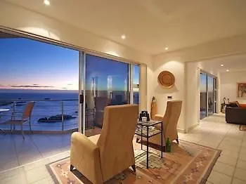 Camps Bay Terrace Suite In Camps Bay アパート ケープタウン